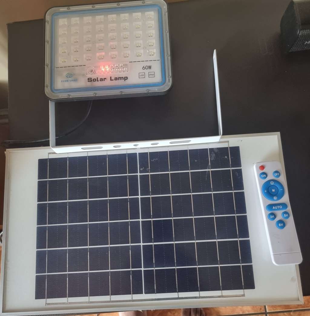 Solar Kits IP66 LED Flood Light Wall Light Solar 60W and Solar Panel