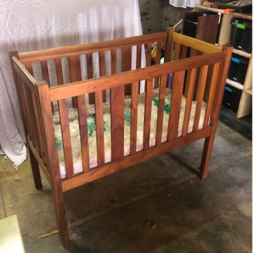 Cots Stinkwood Baby Cot was listed for R2,500.00 on 5 Apr at 1801 by
