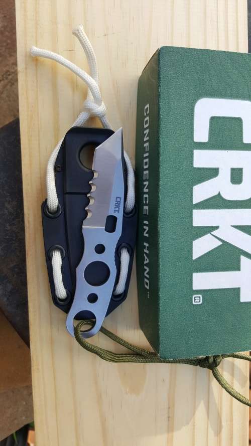 Knives & Daggers CRKT Hyphanate knife was sold for R260.00 on 3 Jul