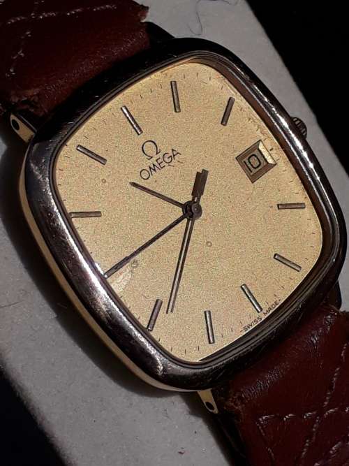 Men's Watches Omega DeVille Quartz was sold for R2,499.00 on 28 Apr