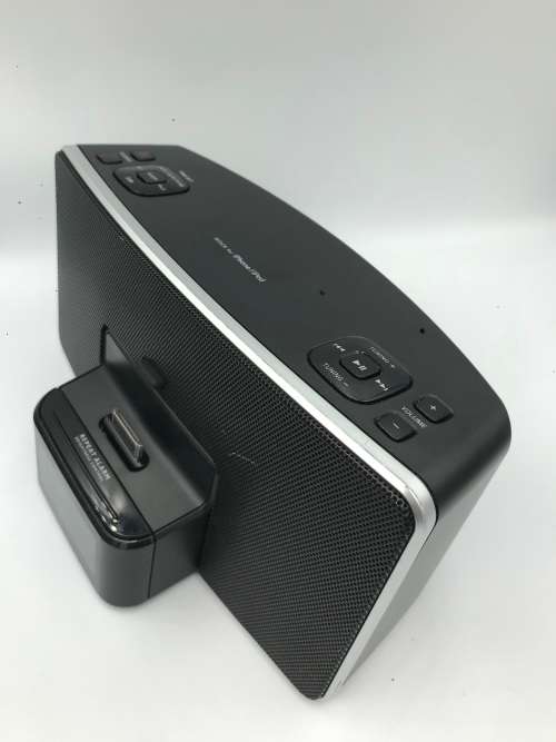 Apple iPods Apple iPod Touch 4th Generation 32GB (with docking