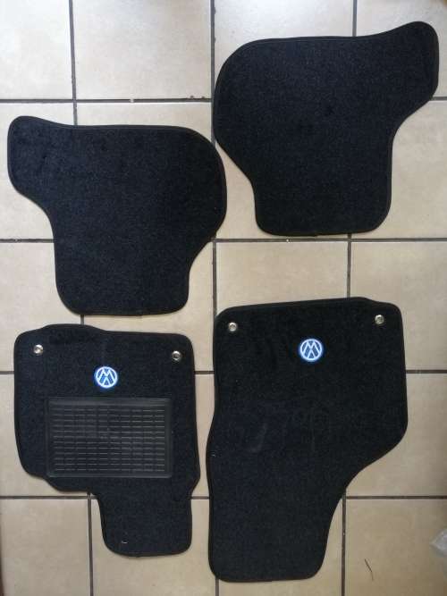 Floor Mats - VW Golf Mk5 Mat - 4 Piece was sold for R300.00 on 8 Dec at ...