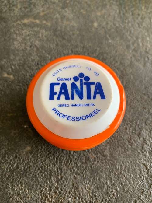 Classic Toys Fanta Russell Yoyo was sold for R625.00 on 12 Jan at 11