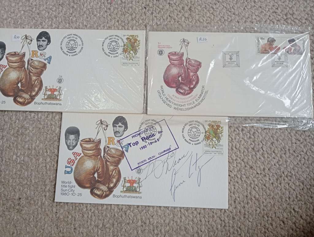 Sporting Memorabilia STUNNING CHRISTMAS PRESENTVERY SCARCE SIGNED