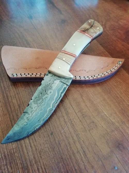Knives & Daggers HANDMADE DAMASCUS STEEL HUNTING KNIFE !!! was sold