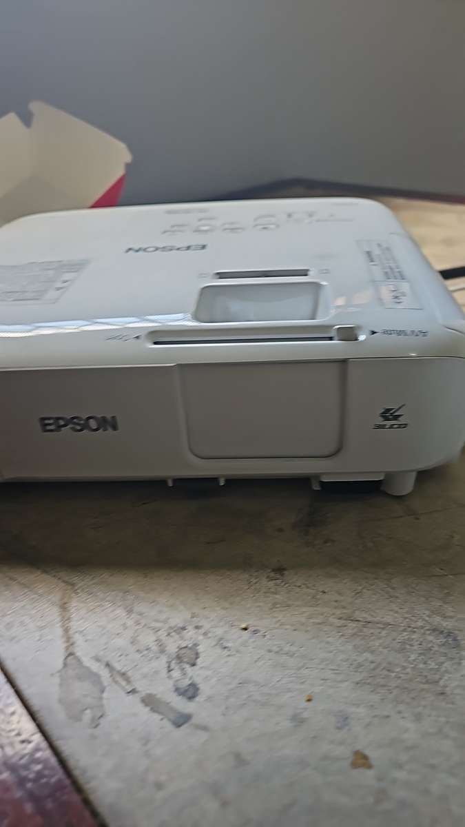 Projectors - epson EH-TW740 projector for sale in Witbank (ID:603396309)