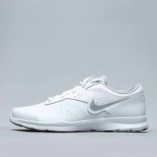 women's nike core motion tr 2