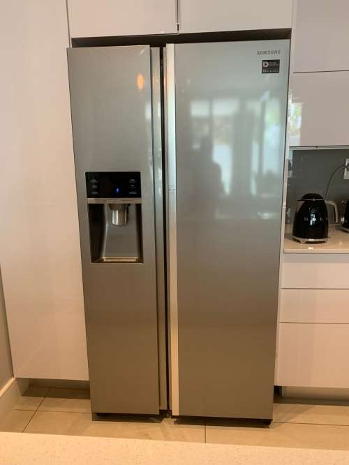 Fridges & Freezers Samsung double Door Fridge With Ice/water
