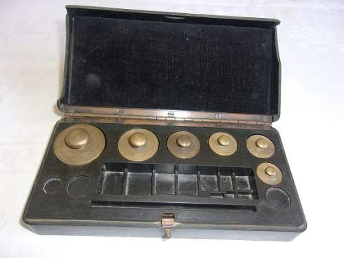 Scales & Weights - Vintage boxed partial set of Griffin & Tatlock Ltd ...