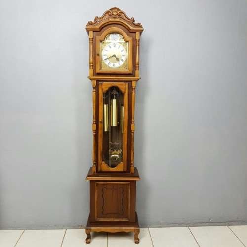 Grandfather & Longcase Clocks A Magnificent Vintage German Made