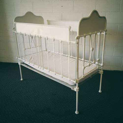 Beds & Cots A stunning & rare white painted antique (late 1800's