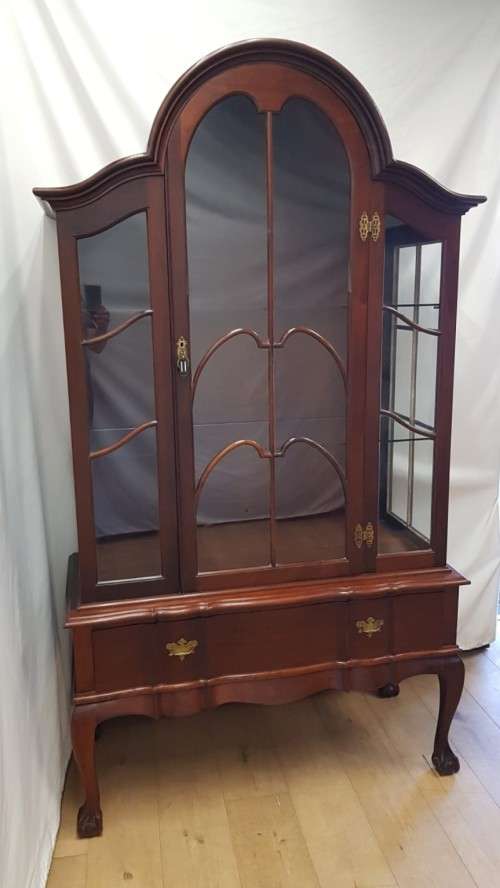 A beautiful 2m tall vintage solid Stinkwood ball and claw