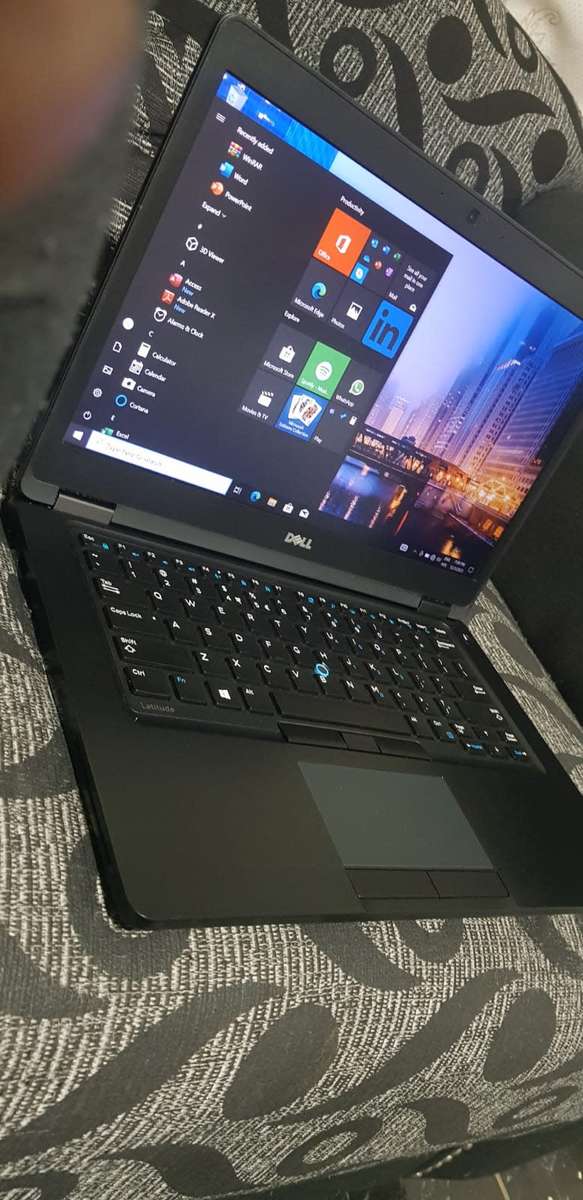 Laptops & Notebooks Unbeatable Deal! Dell laptop intel Core i5, 7th