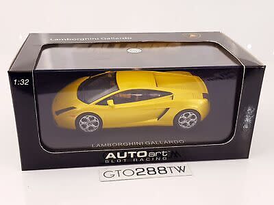 Cars - Lamborghini Gallardo Metalic Yellow with Lighting Lamps