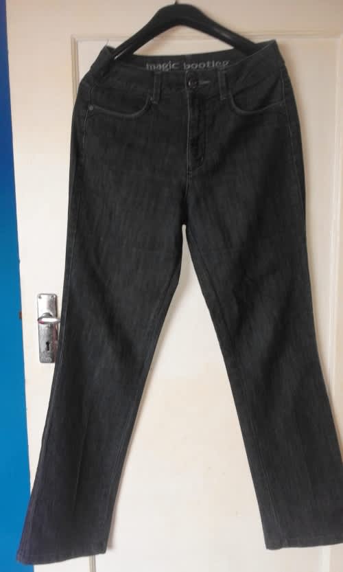 Jeans - Woolworths - Magic bootleg Jeans was sold for R75.00 on 6 Oct ...