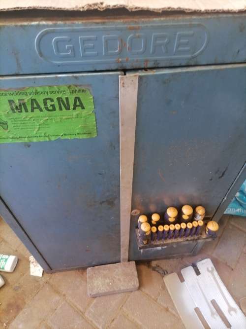 Tool Boxes & Sets GEDORE WALL MOUNTED TOOLBOX WITH TOOLS was sold for