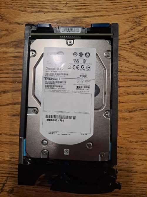 NAS & Enterprise Drives EMC 005049272 600GB 15K 3.5in 6G SAS HDD for