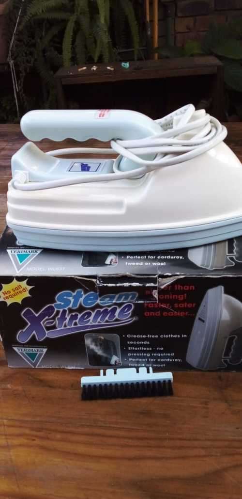 Irons & Ironing Boards 1 x Steam Extreme Verimark Steam Iron. was