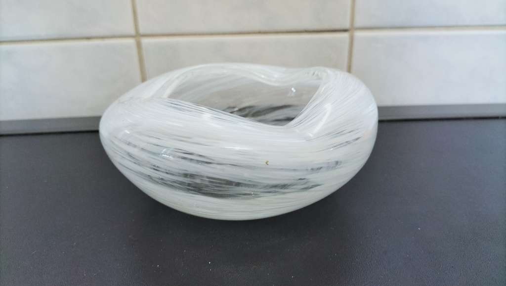 Ashtrays A Magnificent Kosta Boda Studio Ashtray was sold for R21.00