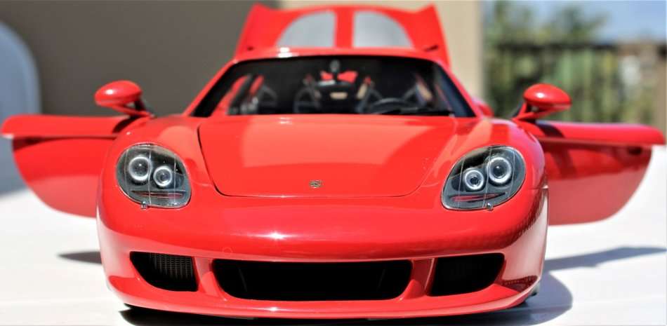 Porsche carrera gt minichamps