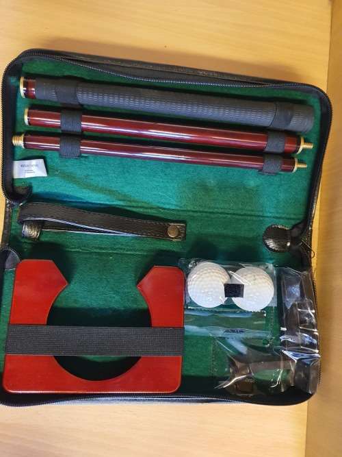 Other Indoor Games Portable Golf Putter Set with Fold Up Case for