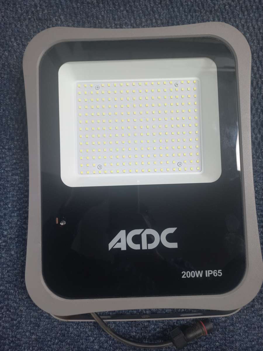 Security & Floodlights - ACDC 200W Solar LED flood light 20W PV Panel ...