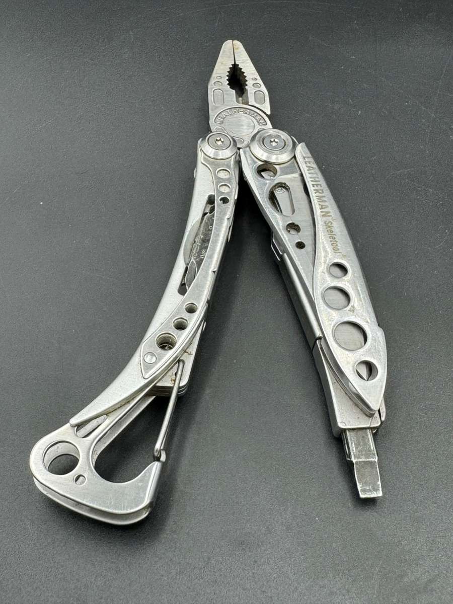Tools & Knives Leatherman Skeletool for sale in Cape Town (ID607280970)