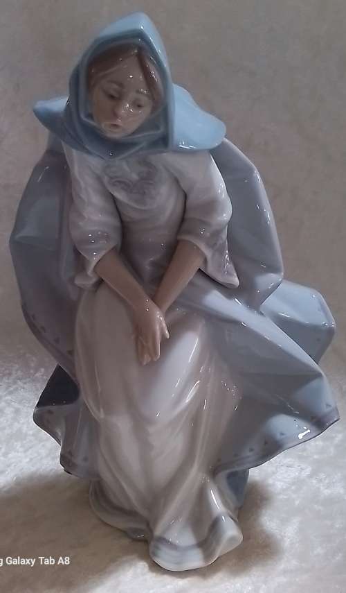 Porcelain & Ceramic Lladro MARY 5747 Figure for sale in Port