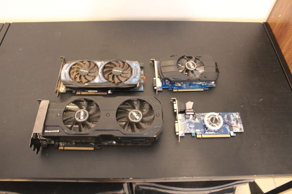 Graphics & Video Cards Untested/ Working/ Faulty Graphics Cards (EAH