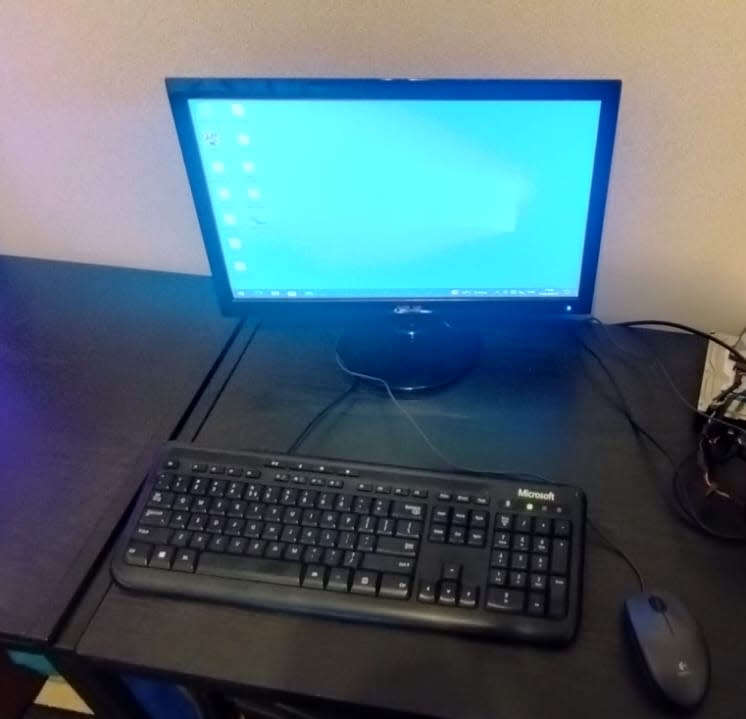 Monitors Great Deal! Asus 19 Inch LED Monitor (VS197DE) 75Hz