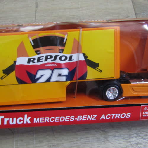 NewRay Mercedes Benz Actros Repsol Honda team truck 26 Dani Pedrosa scale 1 43 in box