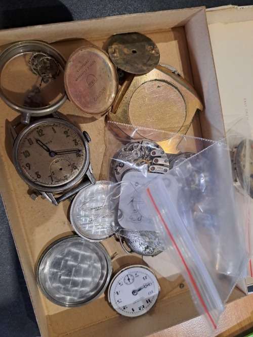 Parts & Accessories Vintage watch movements for sale in Port