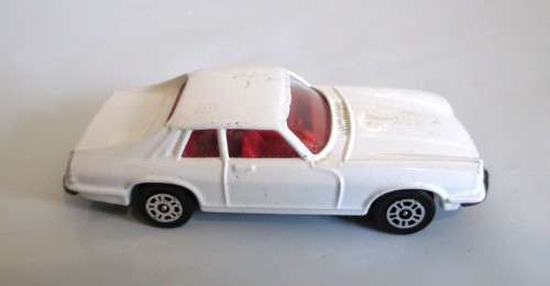 Models - Corgi Juniors Pat No 1278081 Jaguar XJ - S White `The Saint ...