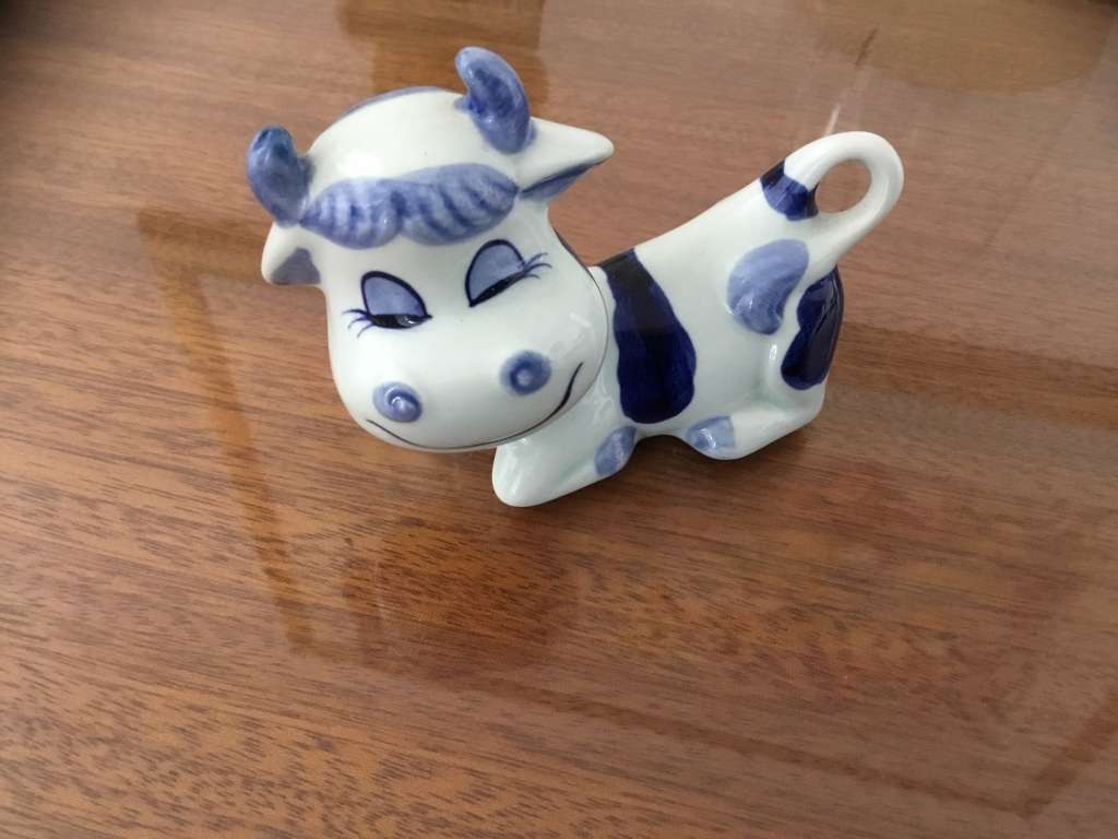 Porcelain & Ceramic - Vintage BOSMAN DELFT NUMBERED 626 COW figure for ...