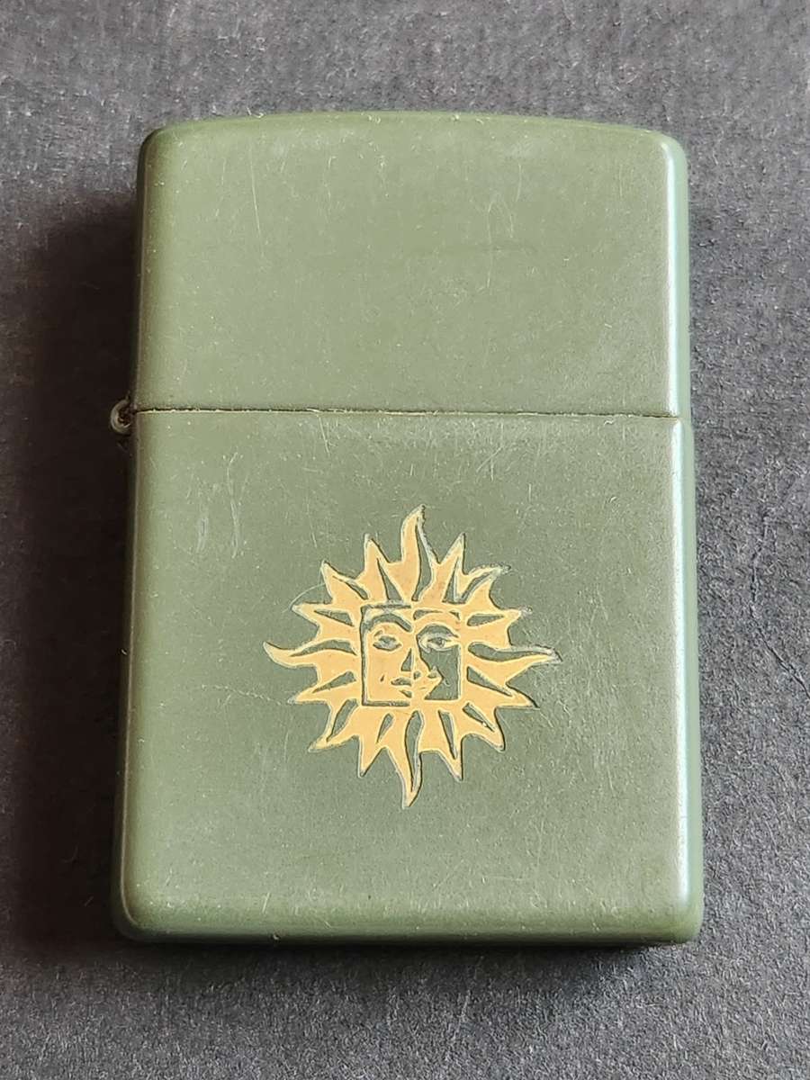 Lighters Vintage Zippo Lighter as per photograph was sold for R375