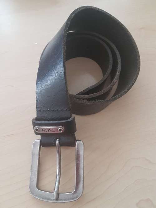 Belts & Belt Buckles Men's Truworths Man Genuine Leather Belt / Size