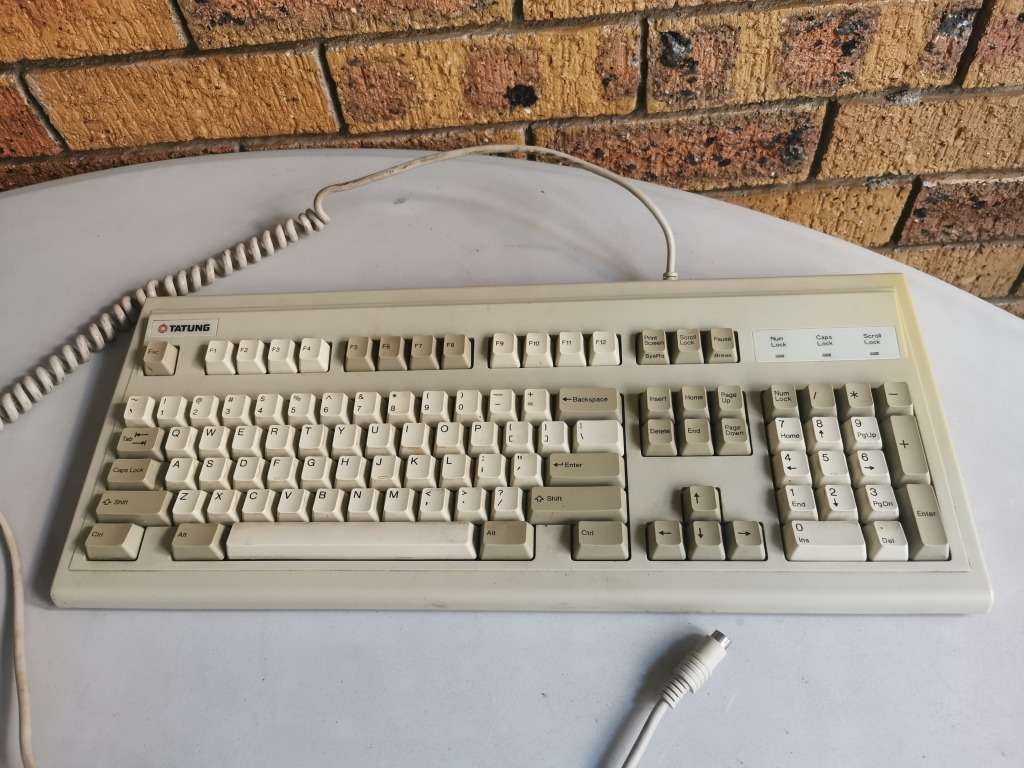 Vintage - Tatung PS/2 mechanical keyboard was sold for 255.00 on 20 Jul ...