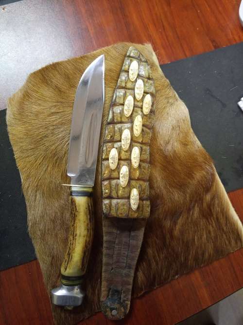 Tools & Knives KNIFE HUBECTUS MADE BY SOLINGEN GERMANY was sold for R821.00 on 22 Feb at 1445