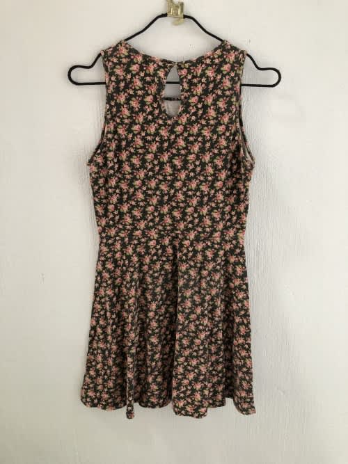 Casual Dresses - Lovely Floral Summer Dress by Woolworths (Medium) was ...