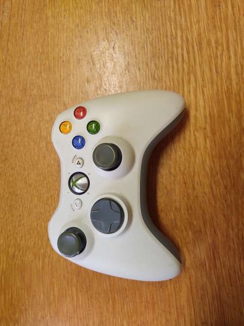 Controllers & Remotes Xbox 360 Controller not working (please read) was listed for R99.00 on
