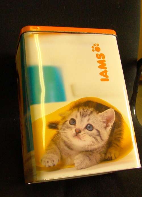 Tin Set of Three Cat Food Tins (IAMS Cat and Friskies Cat and Cat