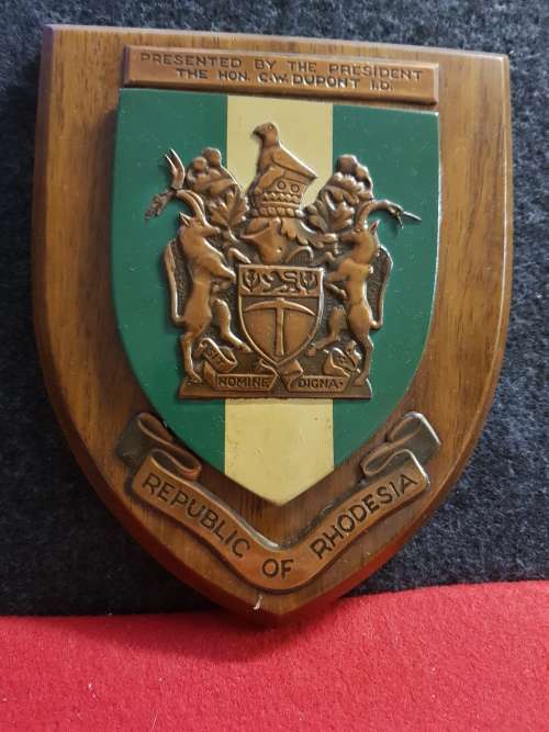 Plaques - Rhodesia; Rhodesia Coat Of Arms Plaque Donated By Pres 