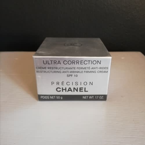 CHANEL ULTRA CORRECTION Anti-Wrinkle Restructuring Cream SPF 10 - Reviews