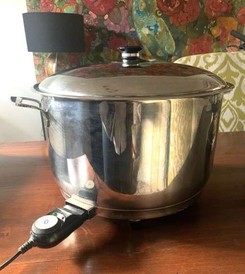 Pots 40cm AMC Cookware electric Magnum, the big one retails for R13