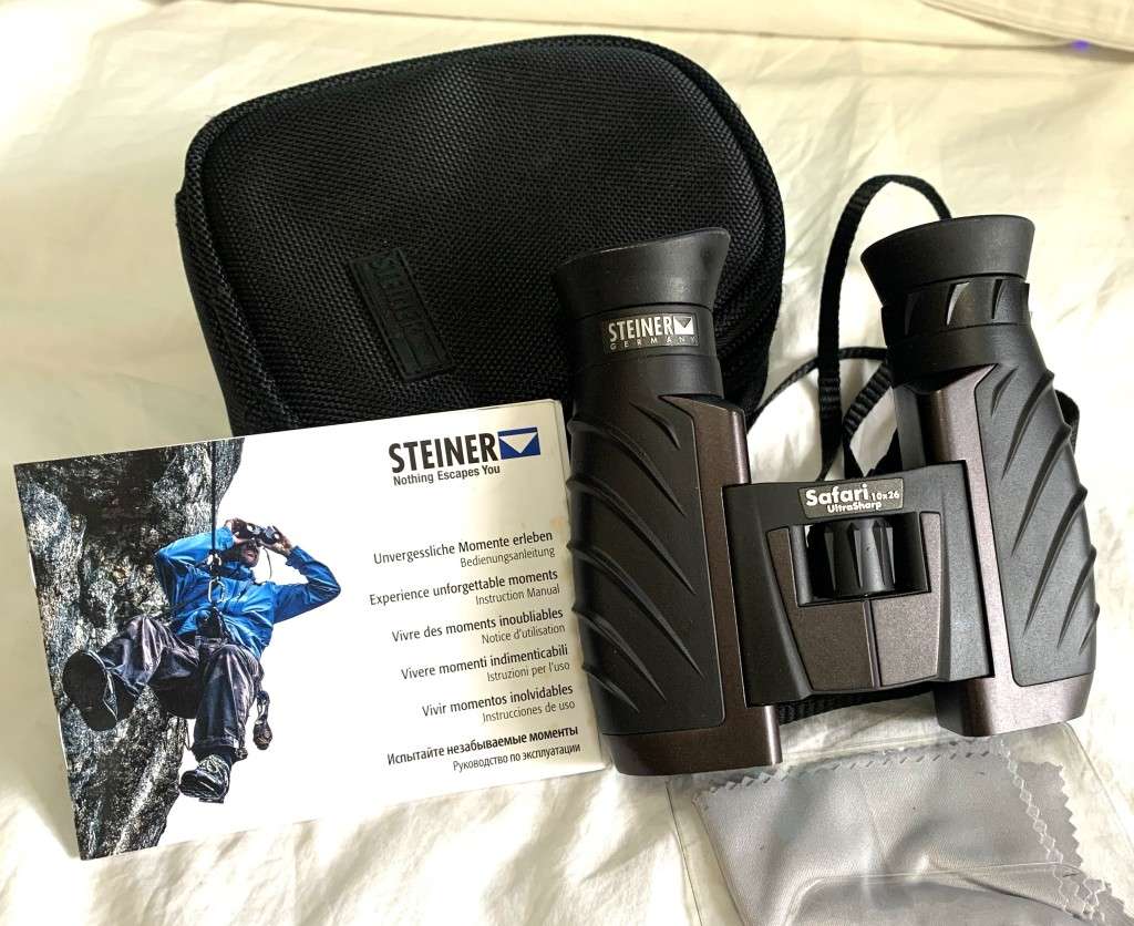 Binoculars & Monoculars Steiner Safari 10x26 Binocular with pouch as