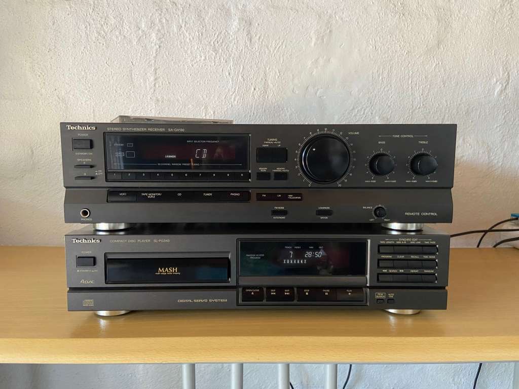 HiFi Systems Technics Amplifier with Built in tuner + Technics CD
