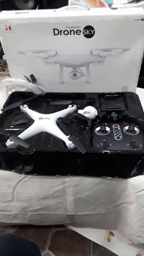 Drones EXPLORERS DRONE INCLUDES CAMERA was sold for R481.00 on 26 May