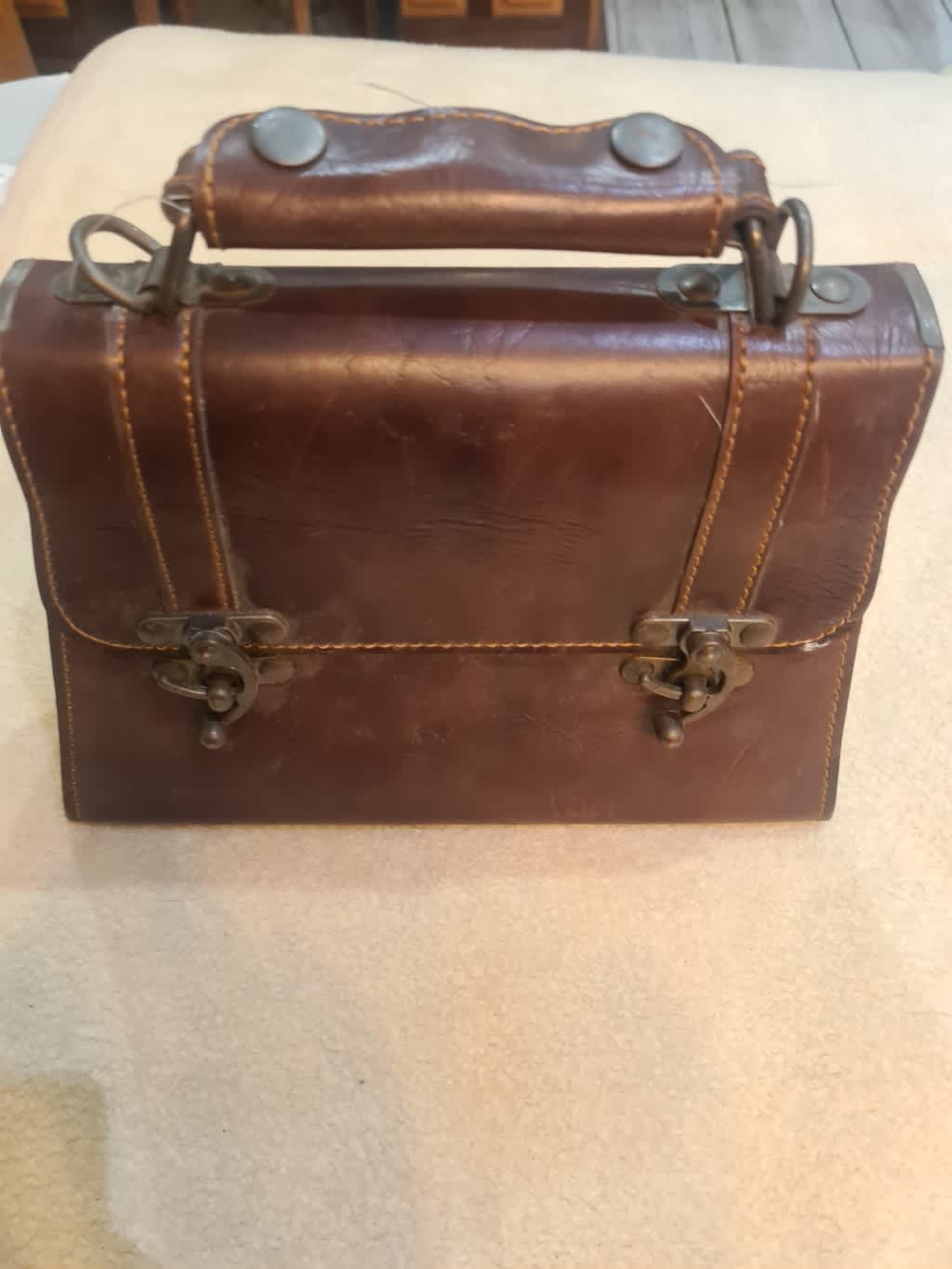 Handbags & Bags - VINTAGE GENUINE LEATHER HANDBAG was sold for R61.00 ...