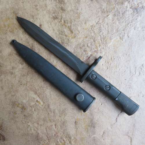 Bayonets - 9MM SADF UZI S.M.G. BAYONET-OVERALL LENGTH 28CM-GOOD ...