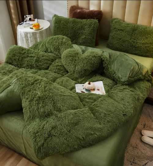 Blankets & Comforters 3pc Fluffy Blanket for sale in Cape Town (ID